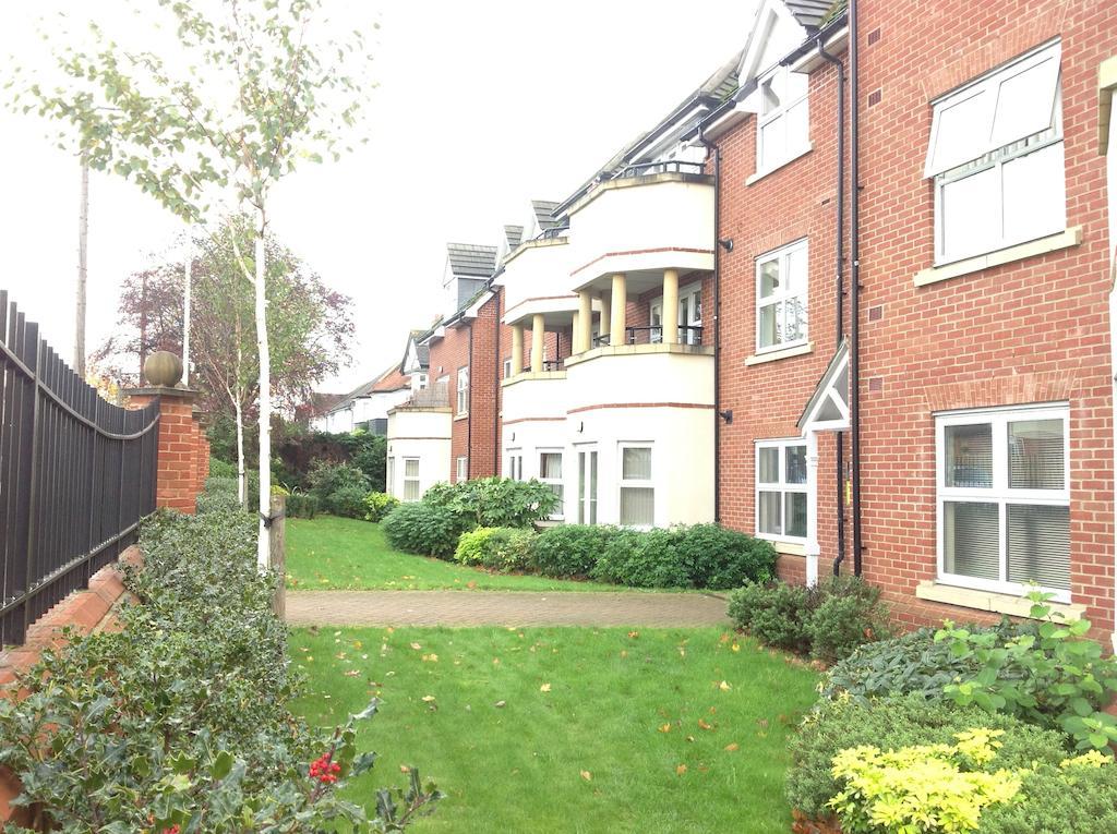 Pembroke Apartment Ruislip Exterior foto